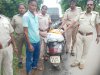 60 लीटर देशी शराब के साथ अभियुक्त गिरफ्तार 