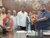 नगरनिगम की समस्याओं को लेकर नगरपाल ने कलेक्टर से की मुलाकात 