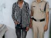 यात्री का मोबाइल चुराने वाला गिरफ्तार 