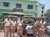 500 लीटर शराब के साथ अभियुक्त गिरफ्तार कार जब्त 