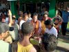 माँ कालरात्रि सेवा समिति की ओर से जगन्नाथ भक्तो को खिचड़ी वितरण किया गया 
