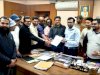 पत्रकारों ने मुख्यमंत्री से कि प्रेस सुरक्षा अधिनियम की मांग 