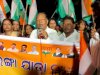 तिरंगा पदयात्रा में शामिल हुए विधायक दुर्गा चरण तांति 
