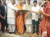 डॉक्टर देवेंद्र प्रधान की याद में मूर्ति लगाने के लिए भूमि पूजन