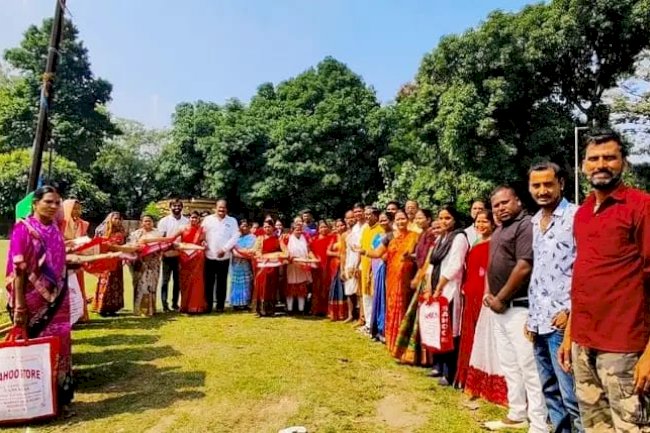 छठ ब्रतियो की सेवा के लिए आगे आ रहे हैं सामाजिक एवं राजनैतिक संगठन 