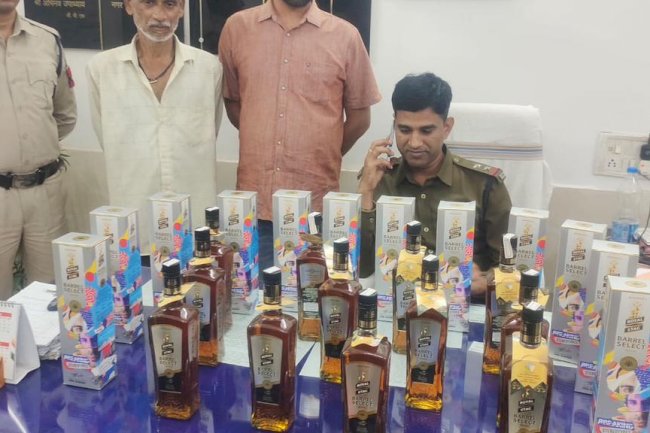 होली आने से पहले ही पकडी गई अवैध शराब की खेप 