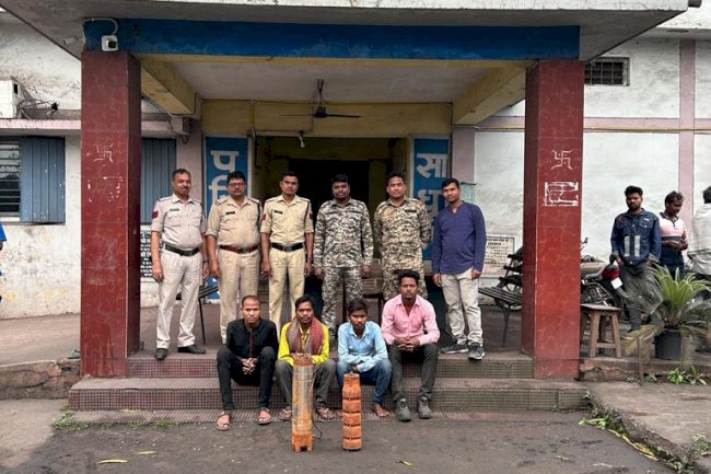 चोरी की समर्सिबल पंप के साथ चार आरोपी गिरफ्तार