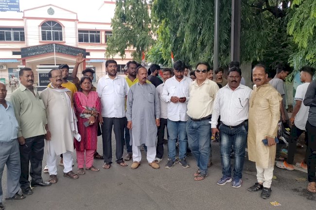स्टेडियम निर्माण में भ्रष्टाचार का आरोप काग्रेस ने की जांच की मांग 