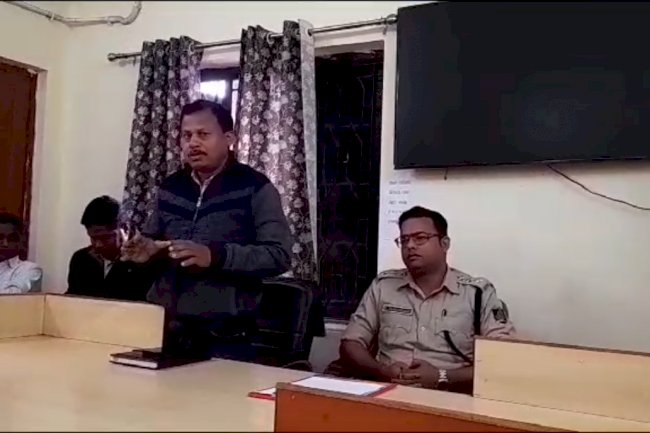 शांति श्रृंखला बनाते हुए रामलला के मंदिर उद्घाटन को दीपावली की तरह मनाने की अपील 