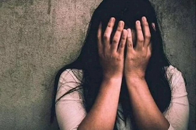 देह व्यापार के खिलाफ छात्रा ने उठाई आवाज 