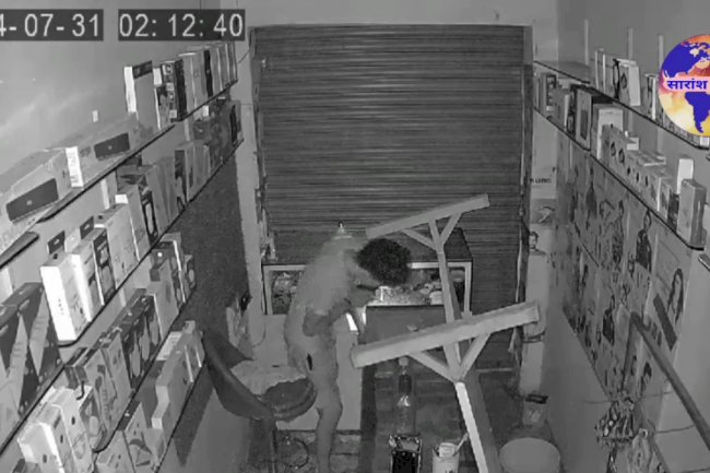 एक ही दुकान में तीसरी बार हुई चोरी 