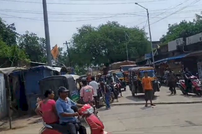 जिले में बंद का मिलाजुला असर रहा 