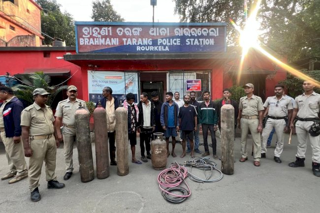 चोरी के सामान  के साथ 9 अभियुक्त गिरफ्तार 