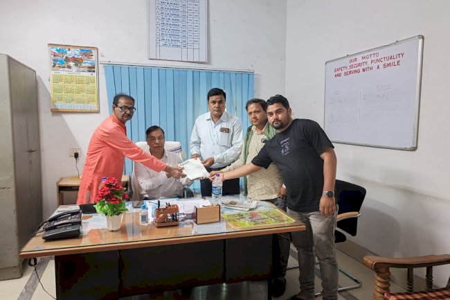 दुरंतो एक्सप्रेस के राउरकेला में ठहराव को लेकर उठा प्रश्न 