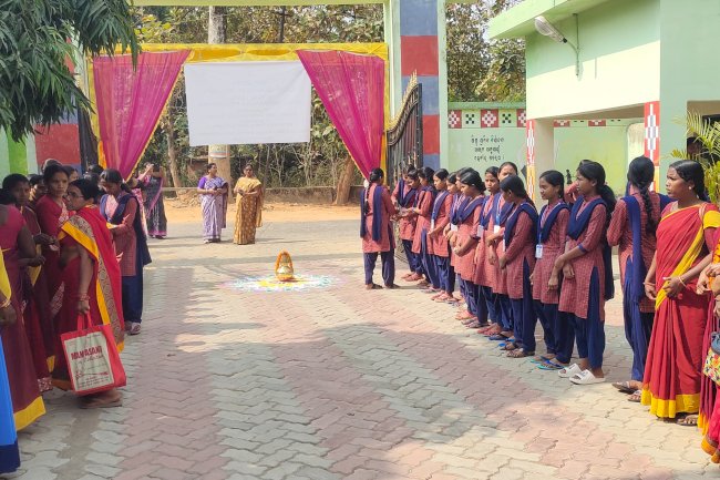 कन्या आवासीय विद्यालय में क़ानूनी जागरूकता कार्यक्रम का आयोजन 