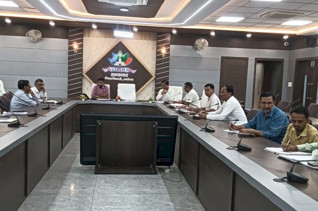 आंगनबाड़ी केंद्रों के सुधार व पोषण प्रबंधन को लेकर सीडीओ ने की समीक्षा बैठक