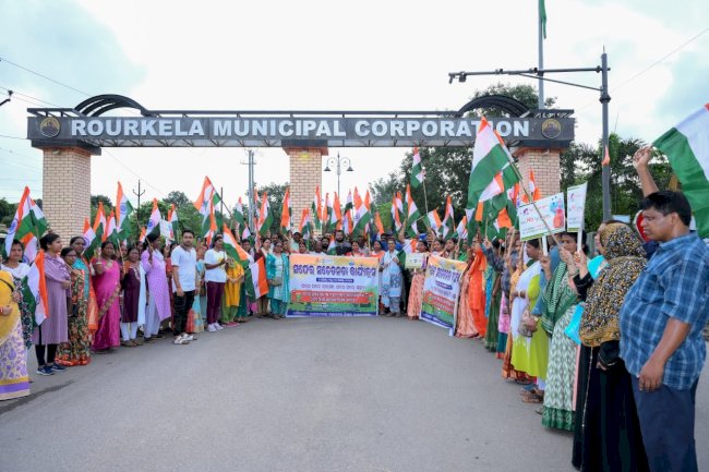 राउरकेला में निकली भव्य तिरंगा शोभायात्रा 