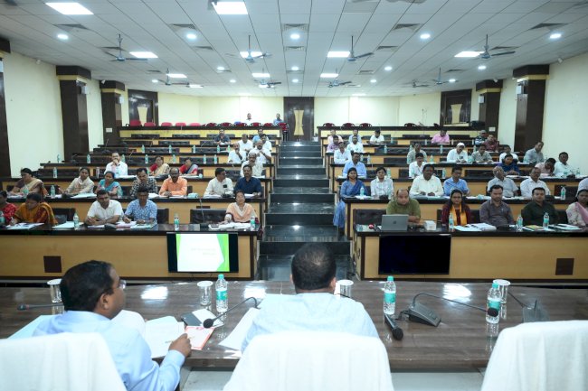 जिला स्तरीय "आदि कर्म योगी अभियान