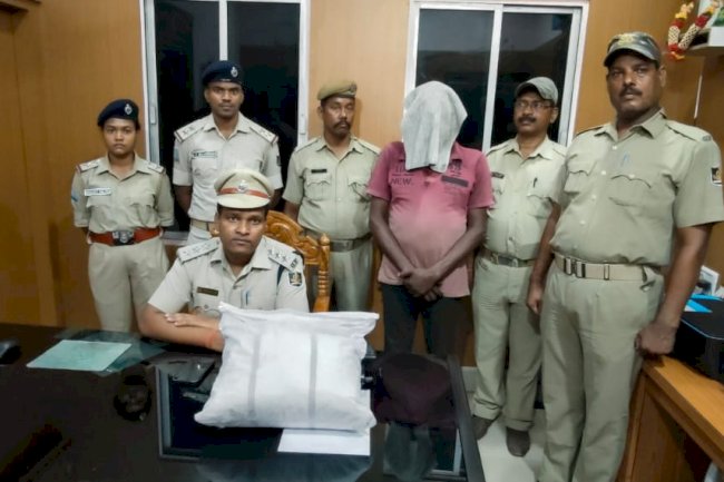 ढाई किलो गाँजा के साथ एक गिरफ्तार 