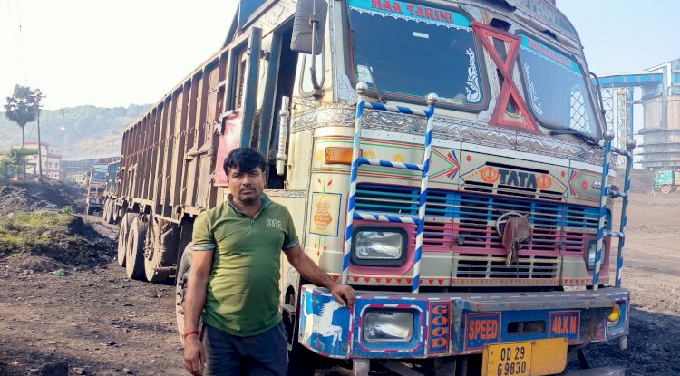 बिना अनुमति के लदान बिंदू में पहुंचा ट्रक