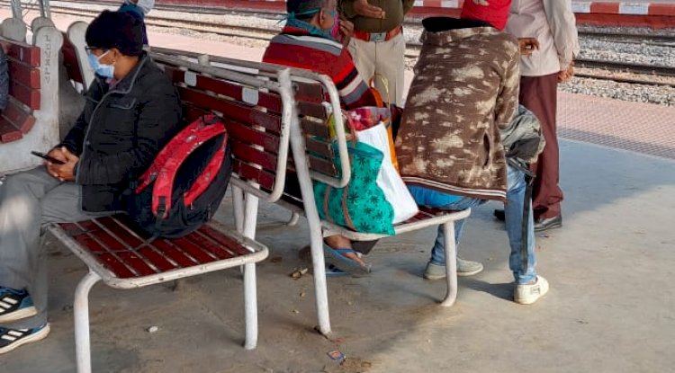 रेलवे सुरक्षा बल के द्वारा सात वेंडर्स गिरफ्तार 