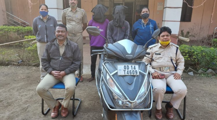 लूट के पुराने मामले में दो युवक गिरफ्तार 