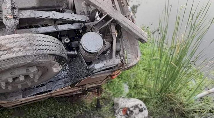 ट्रक के धक्के से बोतल चुन रहे व्यक्ति की मौत  