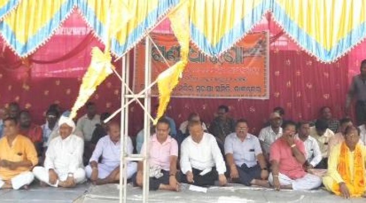 तूल पकड़ता श्रीमंदिर विवाद 