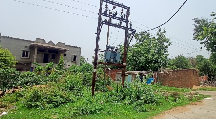 बिपत्ती को न्यौता देती ट्राँसफार्मर 