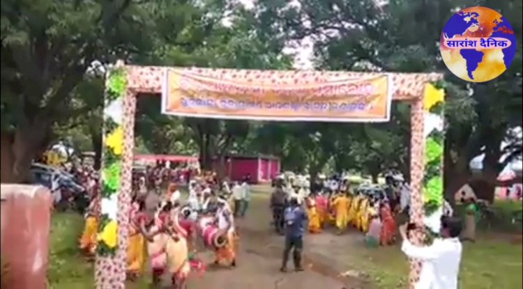 कुत्रा में हर्सो उल्लास के साथ मनाई गई विश्व आदिवासी दिवस 