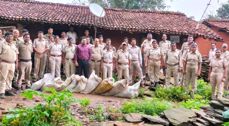 अवैद्य शराब निर्माण स्थल पर अबकारी विभाग का छापा 