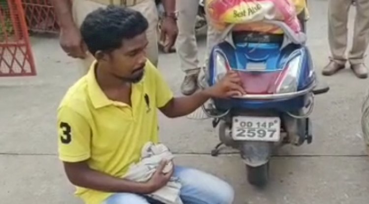 शराब आपूर्ति के लिए स्कूटी है पहली पसंद 