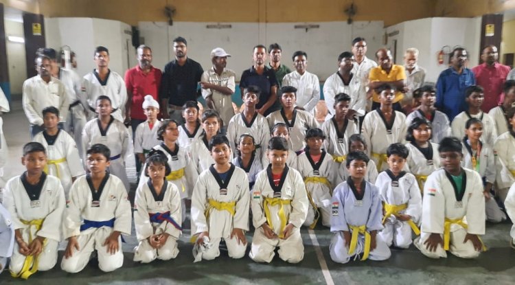एकलव्य मार्शल आर्ट्स द्वारा आयोजित ताइक्वांडो बेल्ट टेस्ट प्रतियोगिता