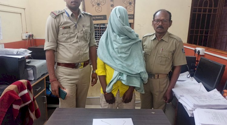 महीने भर बाद चोर पुलिस की गिरफ्त में 
