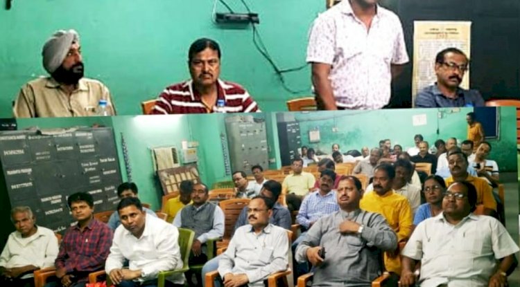 वकिलो ने पुलिस प्रशासन के खिलाफ किया बंद का आह्वान 