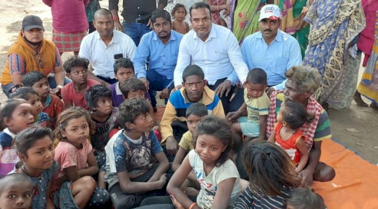गिरीश साहू गरीब और असहाय लोगों के लिए फरिश्ता बन गए हैं