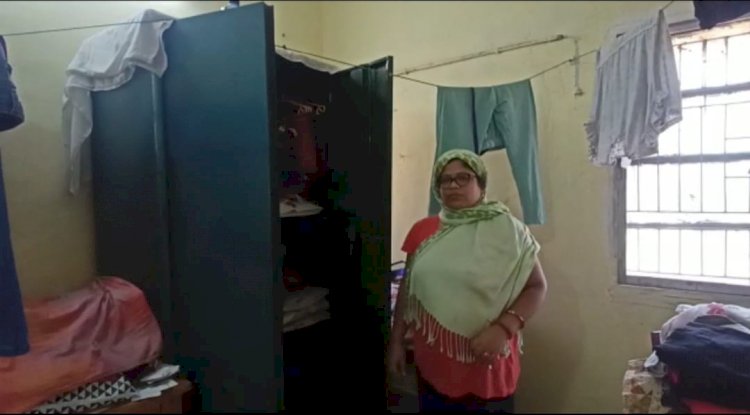 नर्स के घर में चोरी 