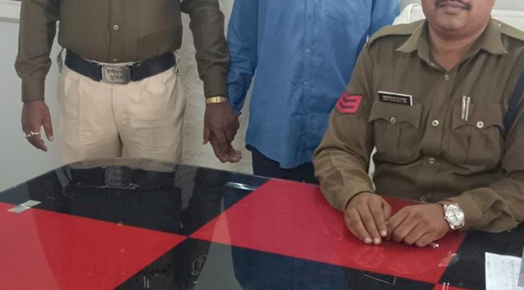 गुप्ती दिखाकर लोगों से झगड़ने वाला गिरफ्तार 