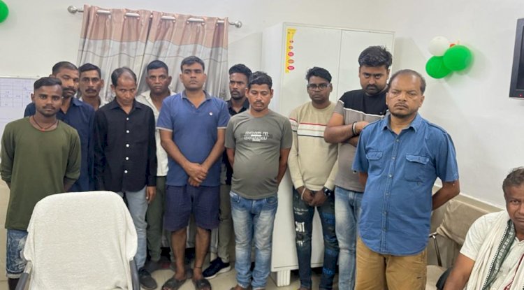 ग्यारह जुआडी पुलिस की गिरफ्त में 