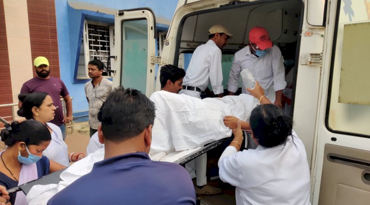 एक अमानवीय घटना में एक ही चाकू से तीन घायल 