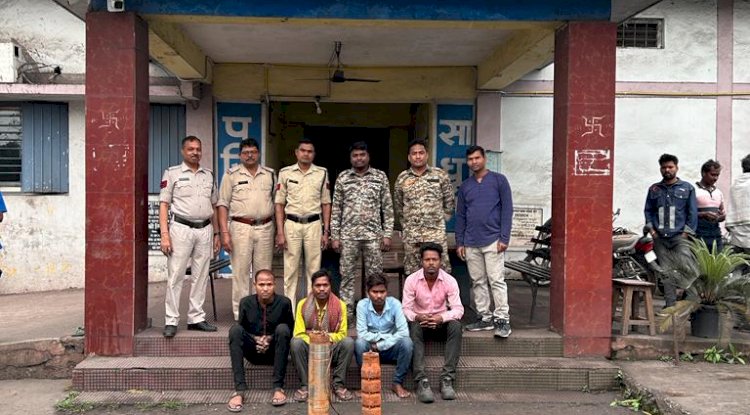 चोरी की समर्सिबल पंप के साथ चार आरोपी गिरफ्तार