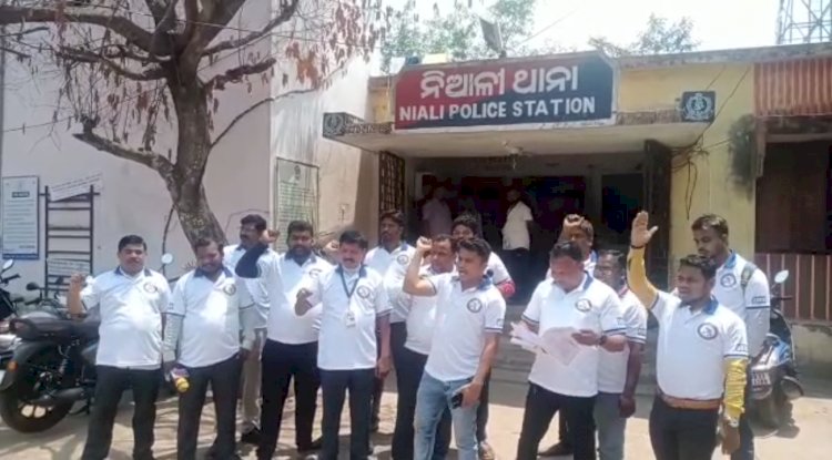 ओडिशा डिजिटल मीडिया महासंघ ने पत्रकार के न्याय के लिए उठाई आवाज 