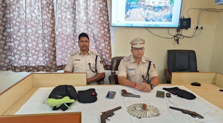 ग्राहक सेवा केंद्र में डकैती डालने वाला गिरफ्तार 