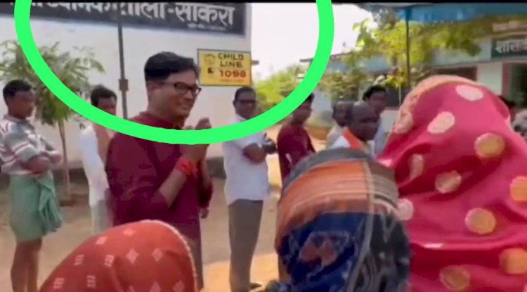 पोलिंग बूथ में वोट मांगने का सच सामने लेकर आए विधायक प्रतिनिधी कमल प्रधान 