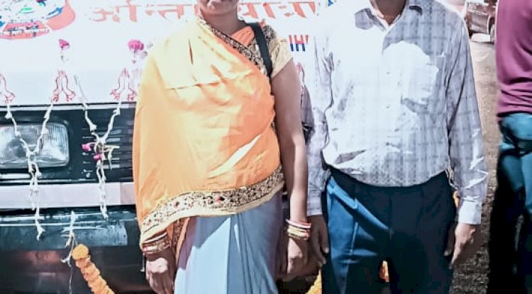 दीप गैरेज के संचालक ने आरम्भ की निशुल्क स्वर्गवाहन सेवा