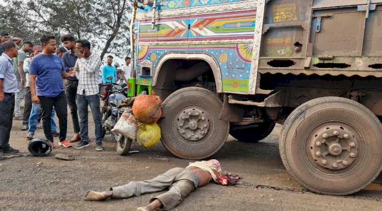 ट्रक की ठोकर से मोटरसाईकिल सवार की मौत
