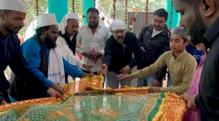 मनोहरपुर दाताशाह बाबा में श्रद्धालुओं की उमडी भीड़