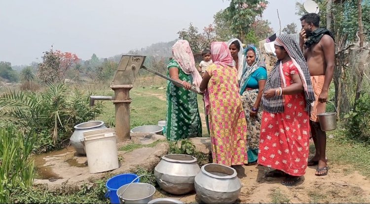 मालीडीही पंचायत का लखुआघाटी गांव बुनियादी सुविधाओं से वंचित