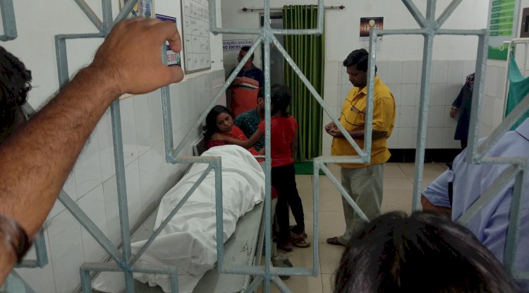 रहस्यमय तरीके से युवक युवती मरणासन्न अवस्था में बंद कमरे में मिले
