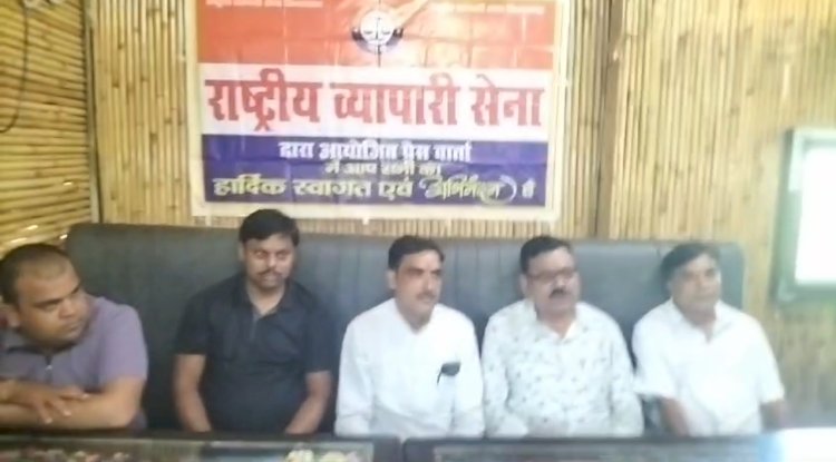 पुलिस के साथ साठगांठ कर संपत्ति हथियाने का आरोप